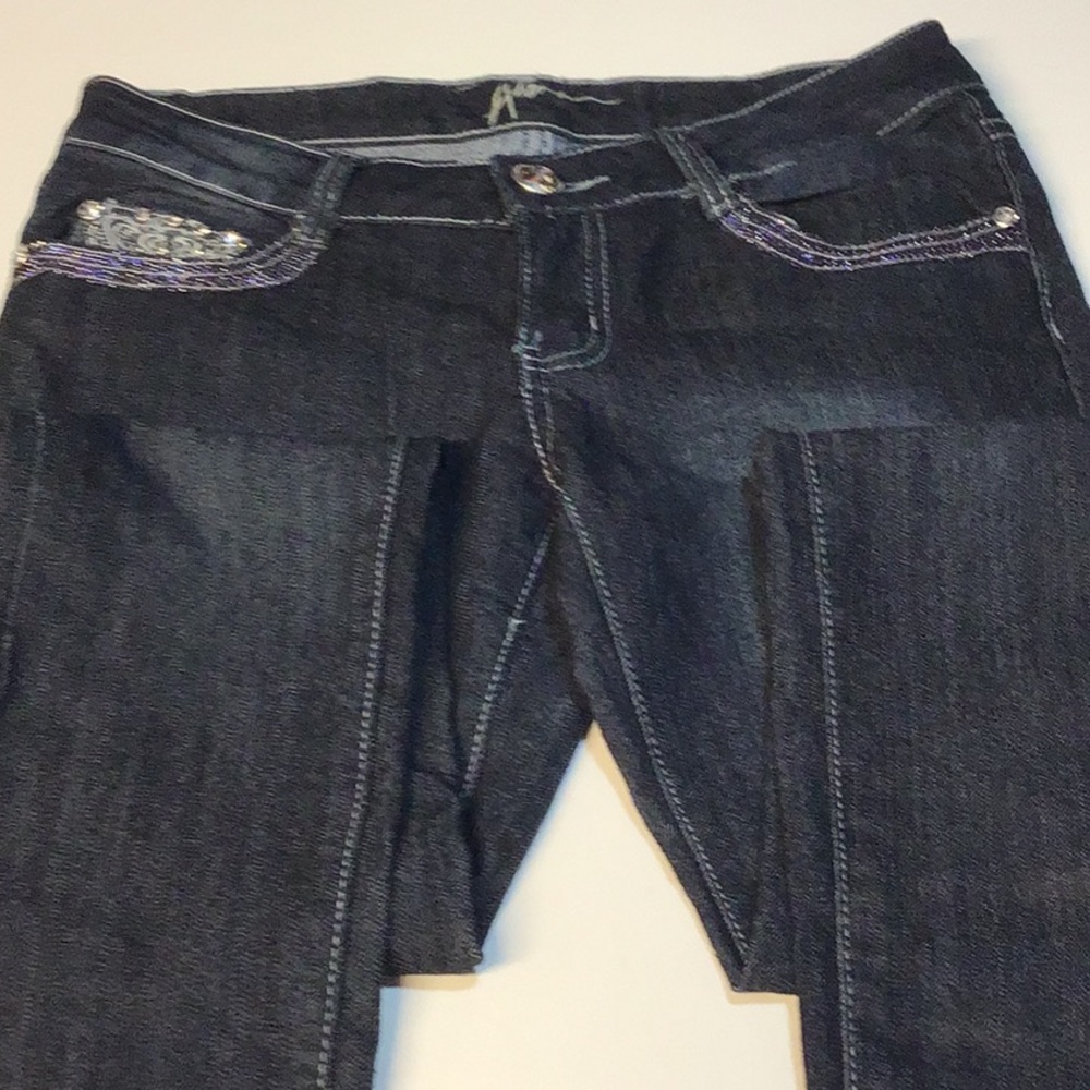 At Seven jeans size 5 straight jeans. V